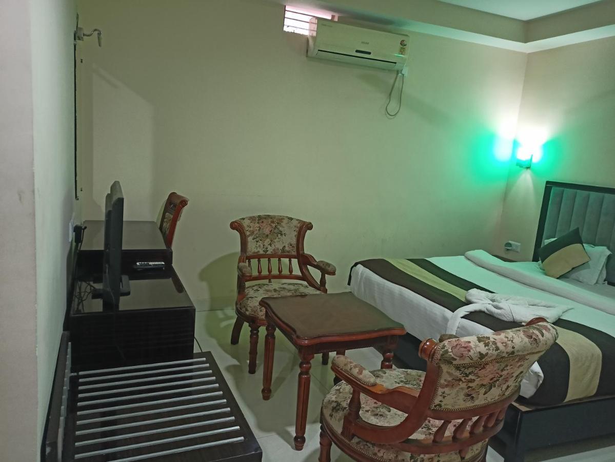 Hotel Jmd International Katihar Exterior photo